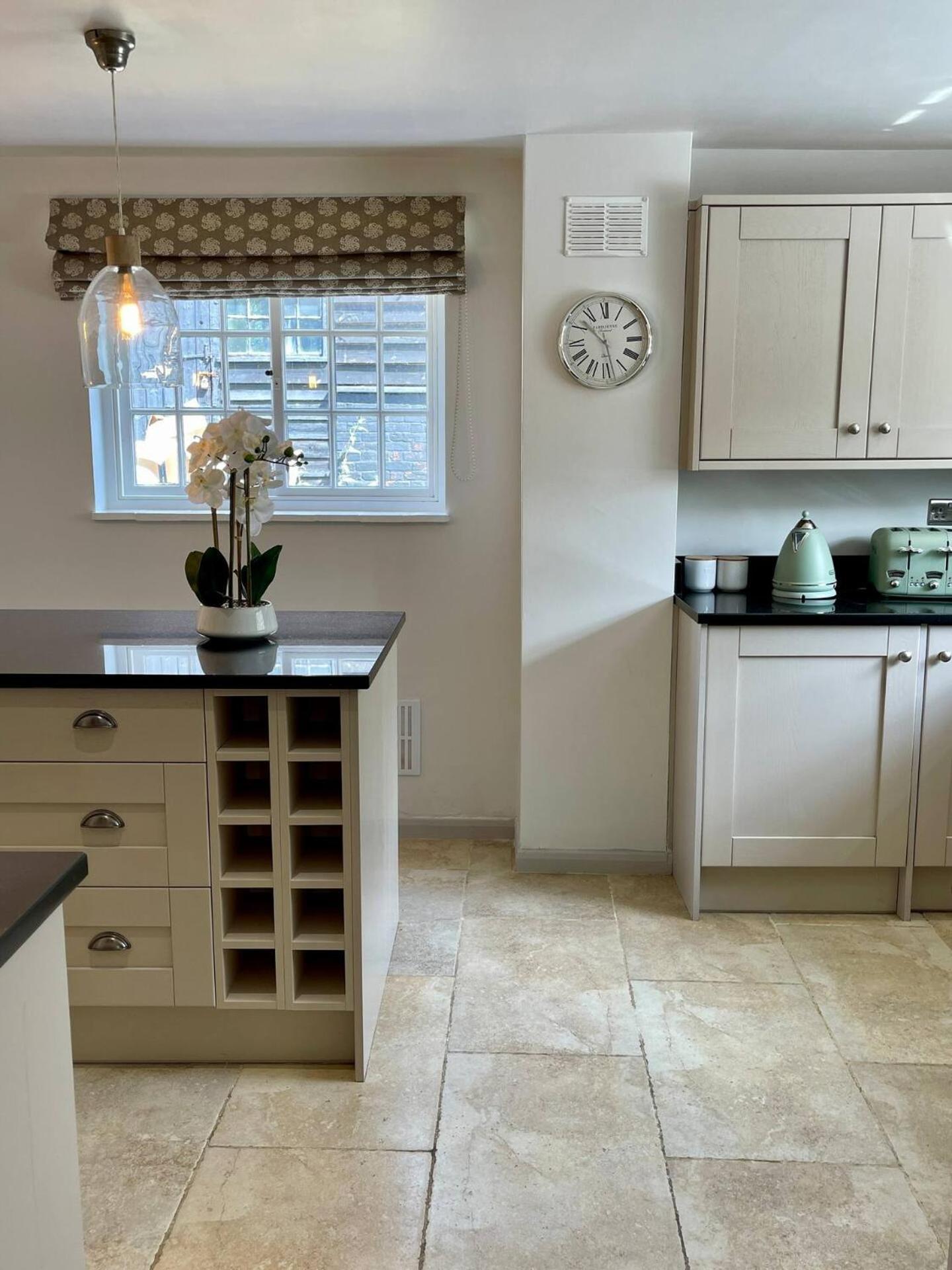 Elegant Oak Beamed House In Pretty Village - Cambridge Homehost Buckden  エクステリア 写真
